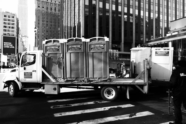Best Porta potty delivery and setup  in Antwerp, OH